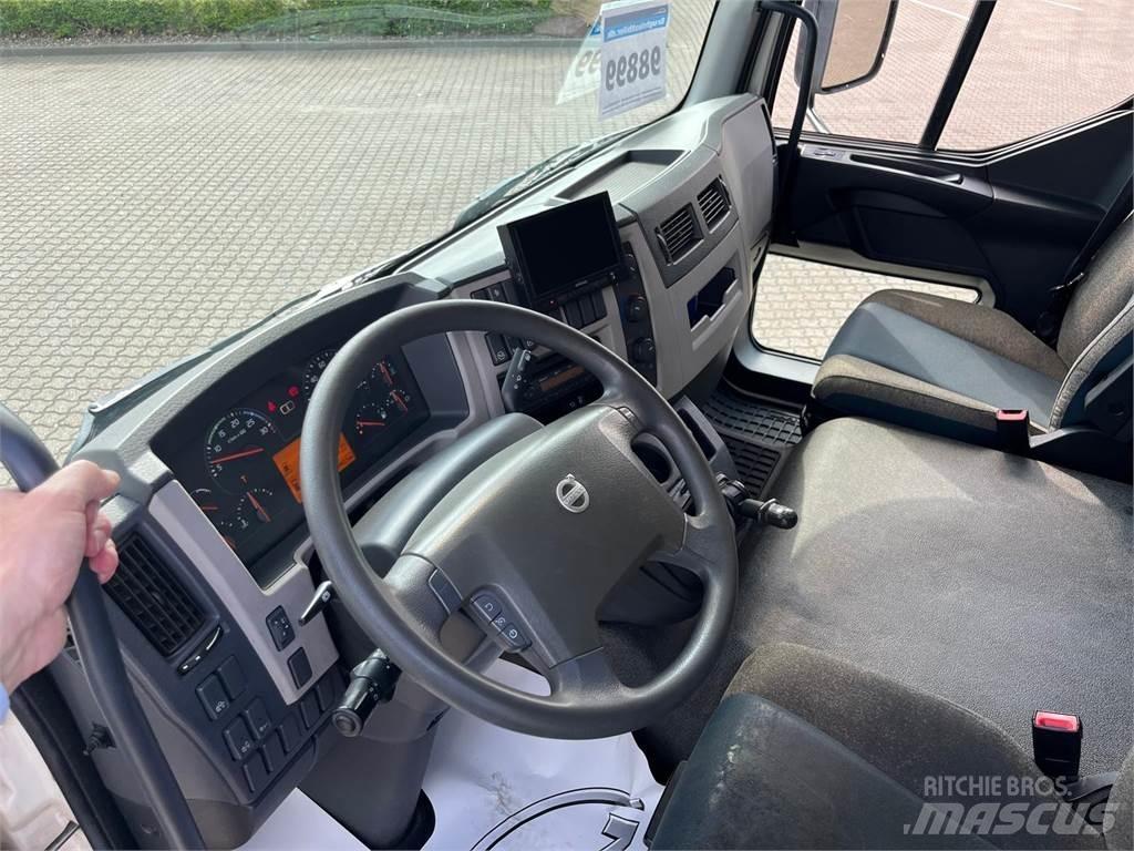 Volvo FL210 Umpikorikuorma-autot