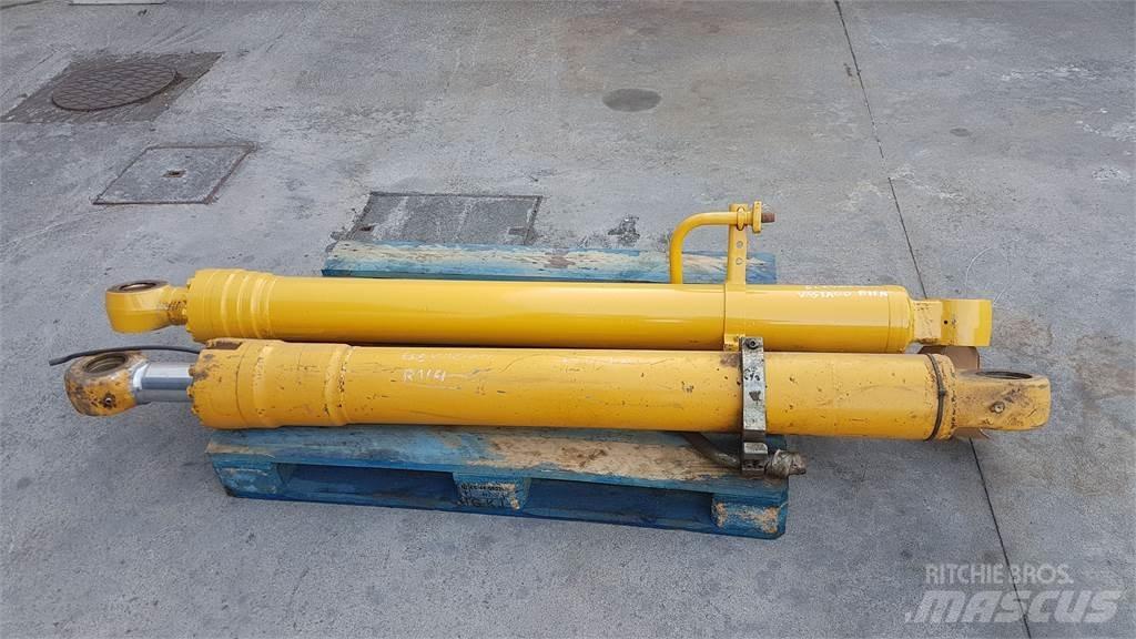 Liebherr R914 Muut koneet