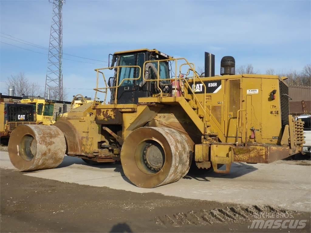 CAT 836H Muut koneet
