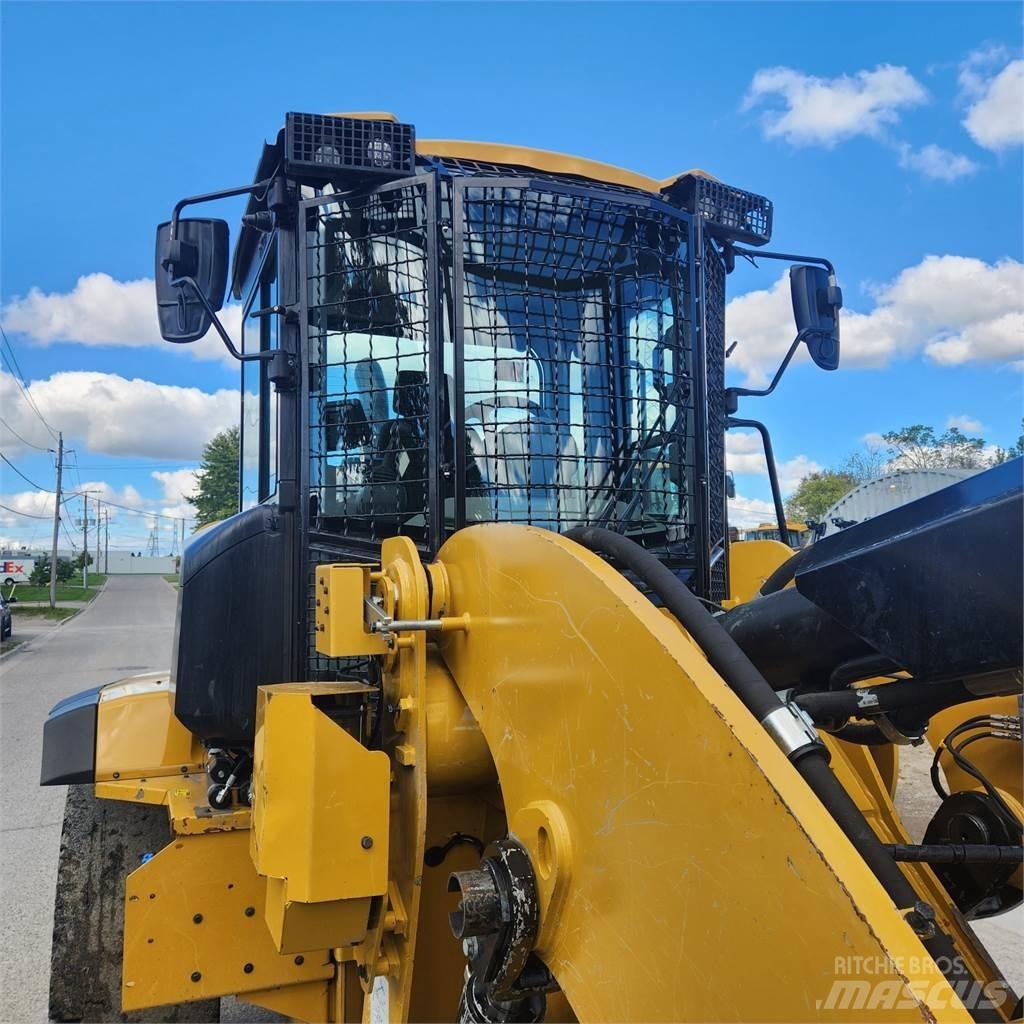 CAT 938M Pyöräkuormaajat