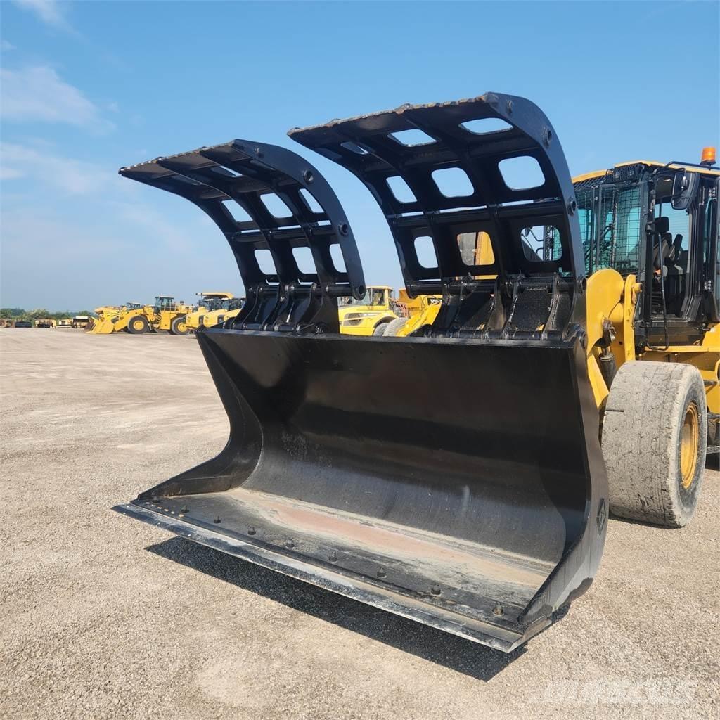 CAT 938M Pyöräkuormaajat