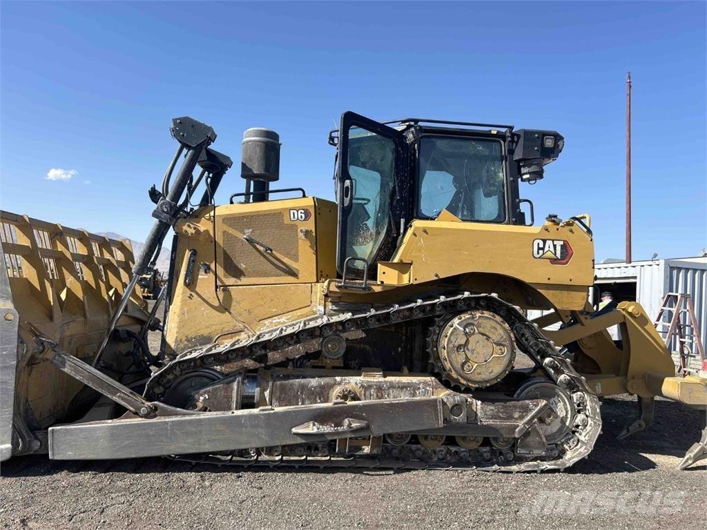CAT D6 Telaketjupuskutraktorit