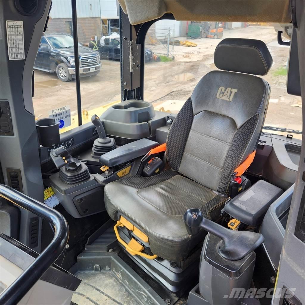 CAT D6 LGP Telaketjupuskutraktorit
