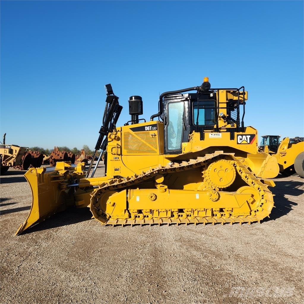 CAT D6T LGP WH Telaketjupuskutraktorit