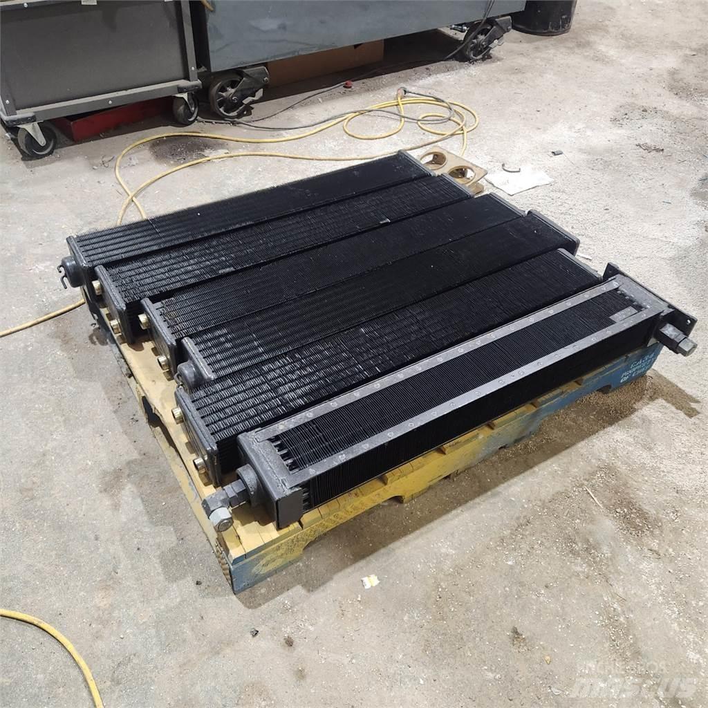 CAT D8T WH Telaketjupuskutraktorit