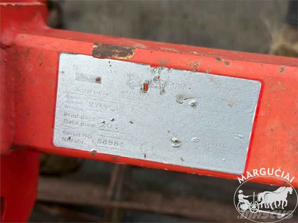 Akpil Rylec, 3 m Muut maatalouskoneet