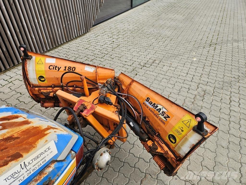 Iseki GEARMODEL Taajamatraktorit