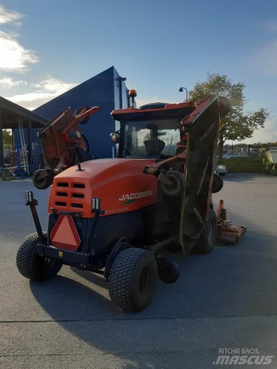 Jacobsen HR 9016 Päältäajettavat ruohonleikkurit