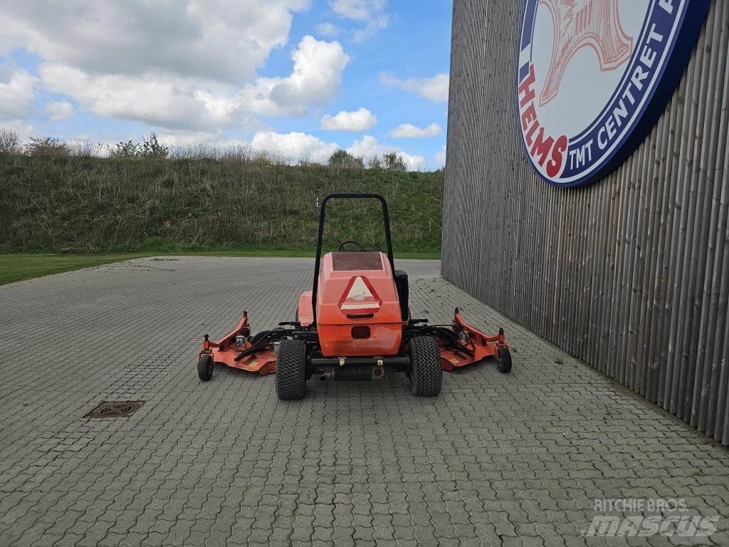 Jacobsen HR5111 Päältäajettavat ruohonleikkurit