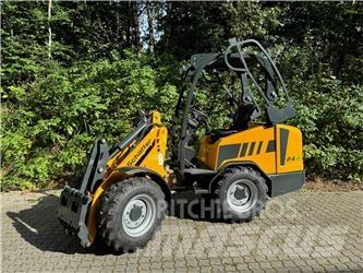 Schäffer 24e Pienkuormaajat