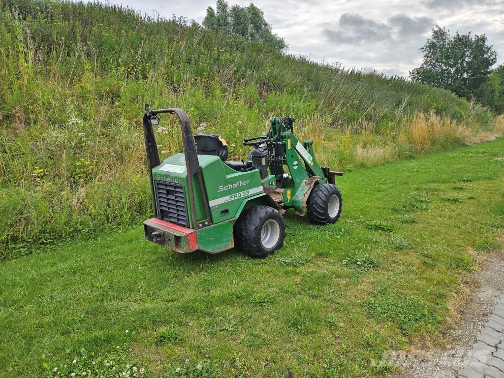 Schäffer Plus Pro 33 Pienkuormaajat