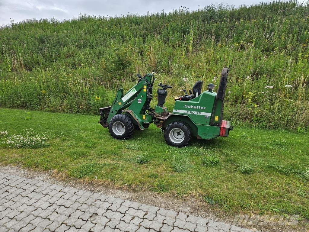 Schäffer Plus Pro 33 Pienkuormaajat