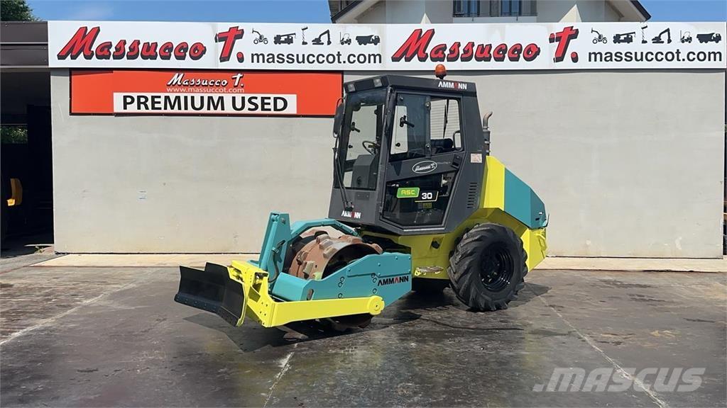 Ammann ASC30 Tiivistyskoneet