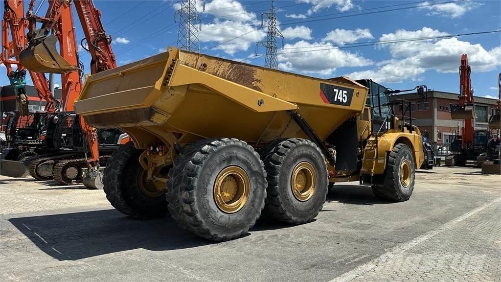 CAT 745C 6X6 Minidumpperit