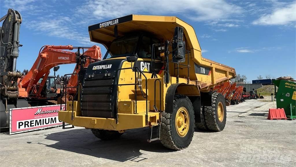 CAT 770 Minidumpperit