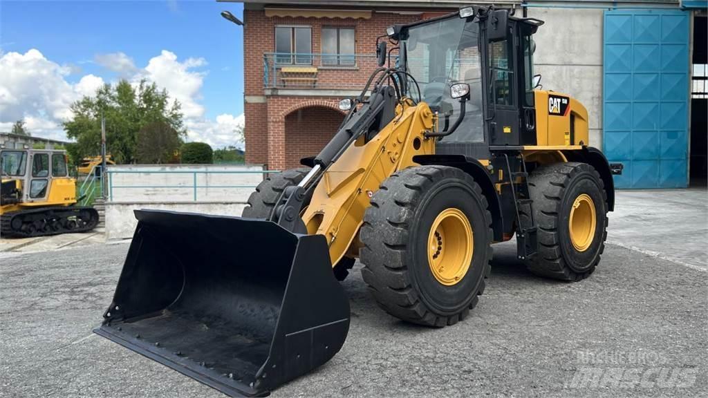 CAT 924H Pyöräkuormaajat