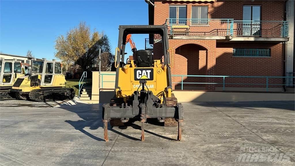 CAT 935C Pyöräkuormaajat