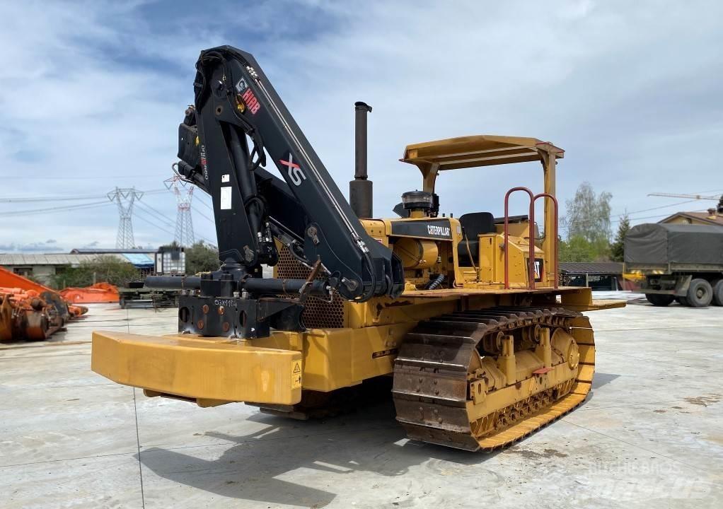 CAT D6D Putkistonkäsittelylaitteet