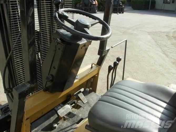 CAT EP15T Sähkötrukit
