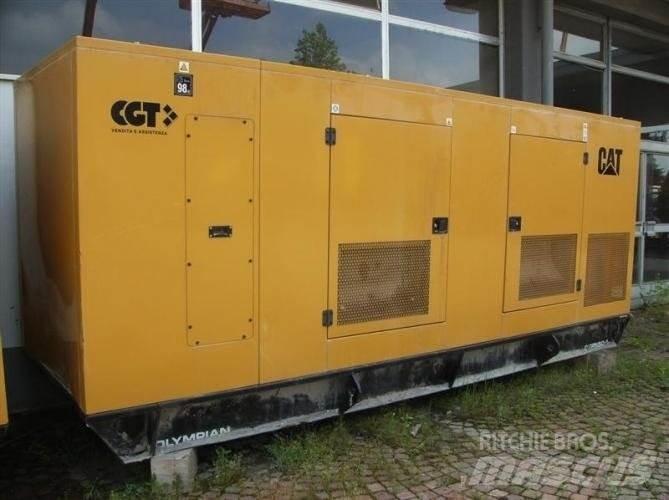 CAT GEP550 Valopylväät