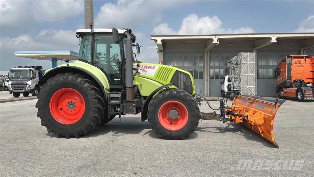 CLAAS Axion 810 4x4 Lumiaurat