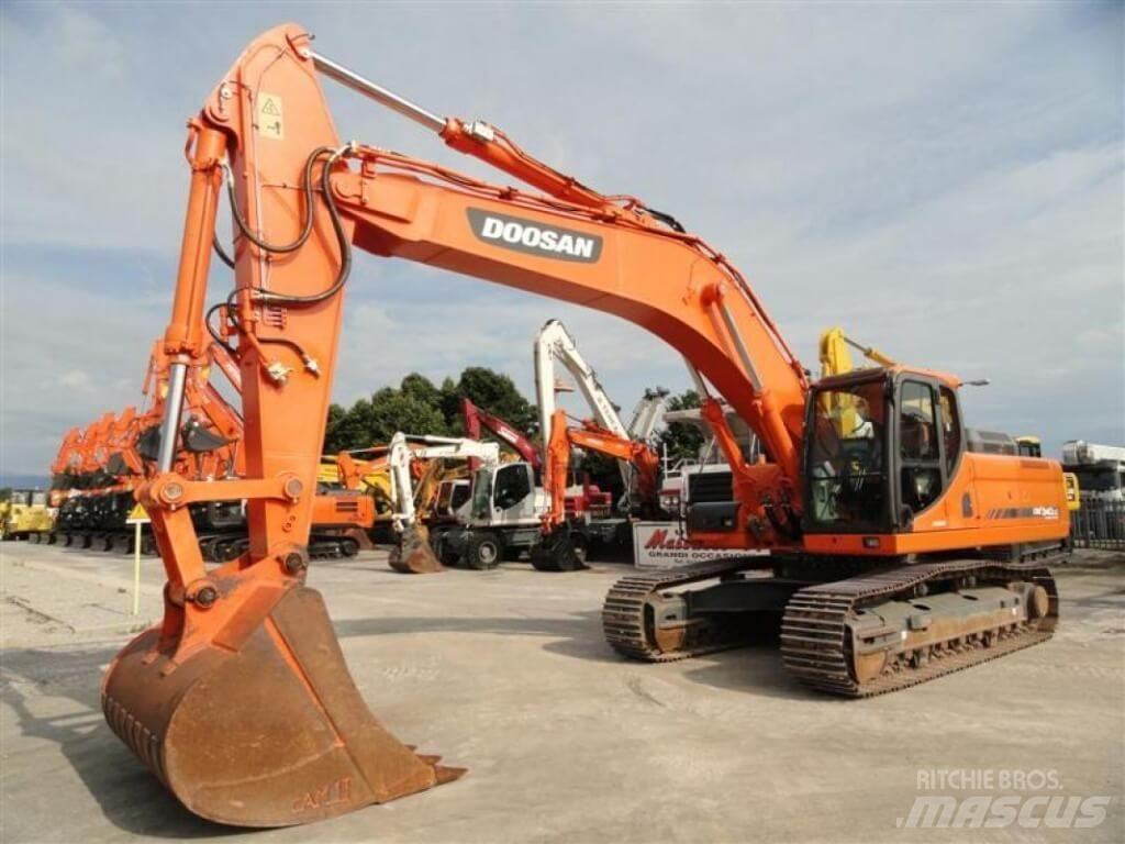 Doosan DX340LC Telakaivukoneet