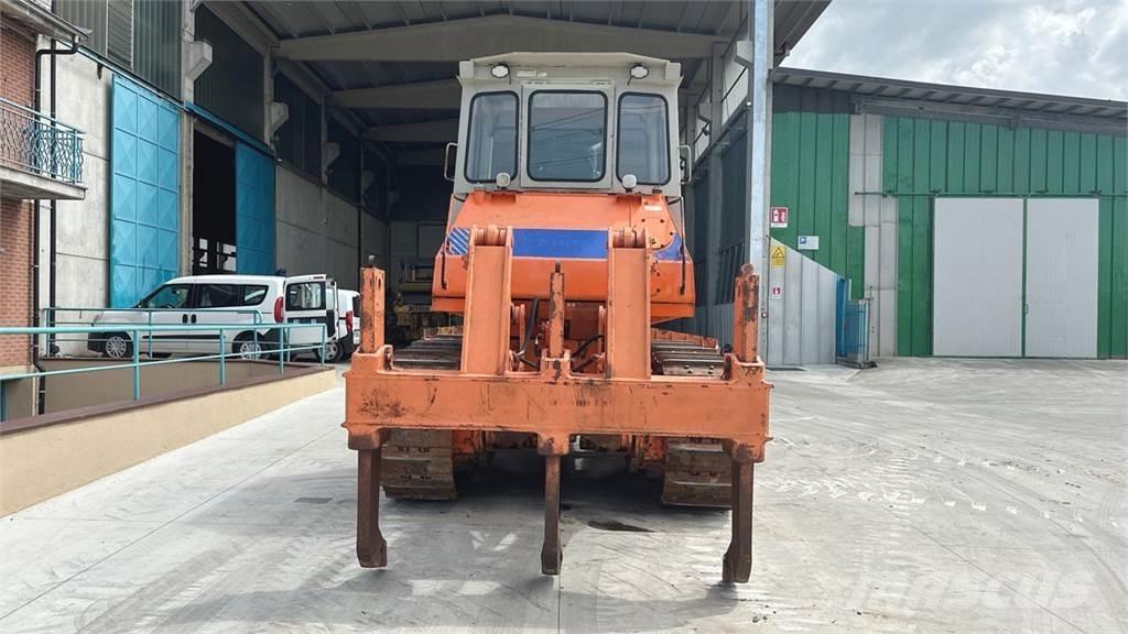 Fiat-Hitachi FD20 Telaketjupuskutraktorit