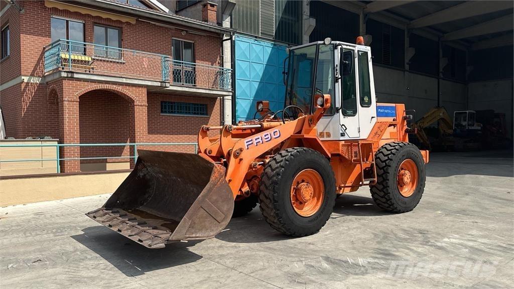 Fiat-Hitachi FR90 4X4 Pyöräkuormaajat