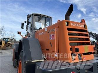 Hitachi LX170E Pyöräkuormaajat