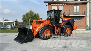 Hitachi ZW180-5B Pyöräkuormaajat