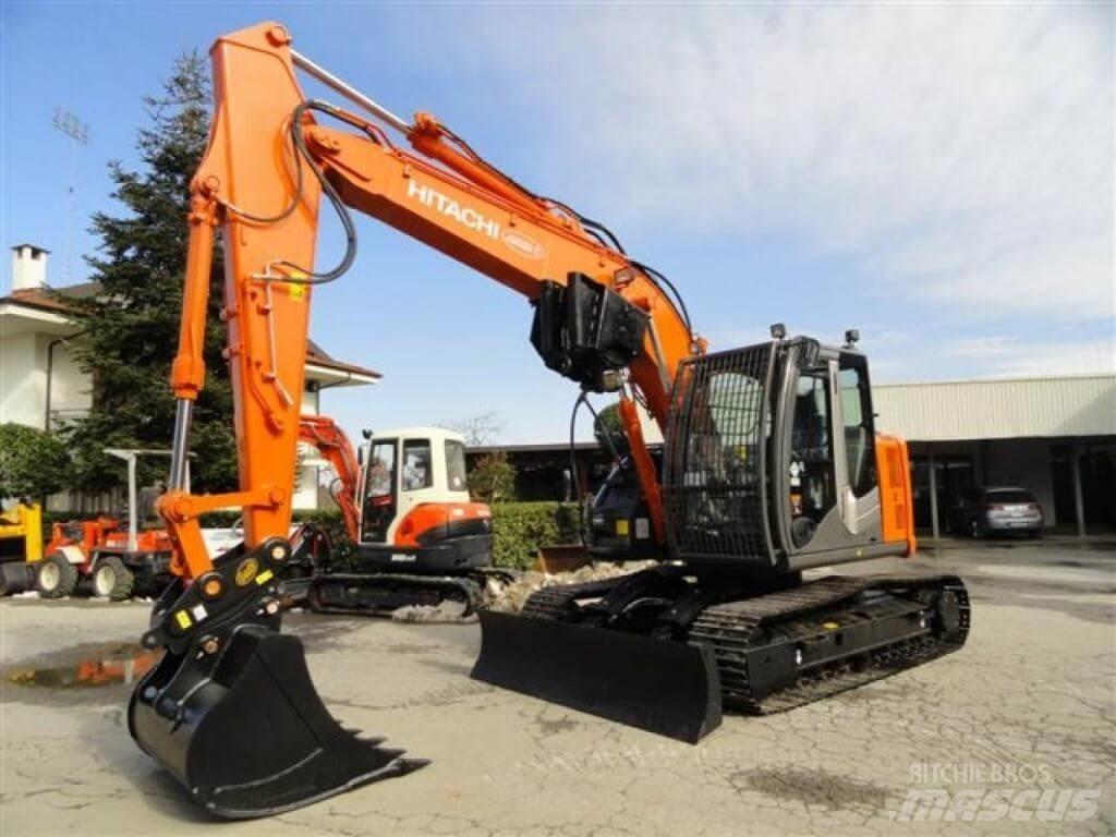 Hitachi ZX135 US-6 Kaivukoneet