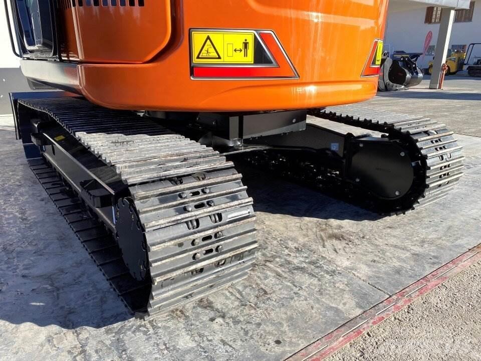 Hitachi ZX135US-7 Midikaivukoneet 7t - 12t