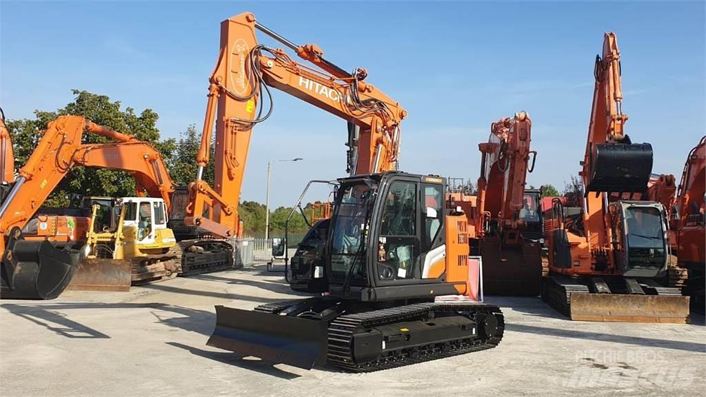 Hitachi ZX135US-7 Midikaivukoneet 7t - 12t
