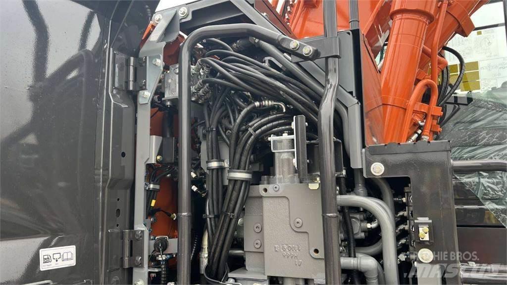 Hitachi ZX175W-7 Pyöräkaivukoneet