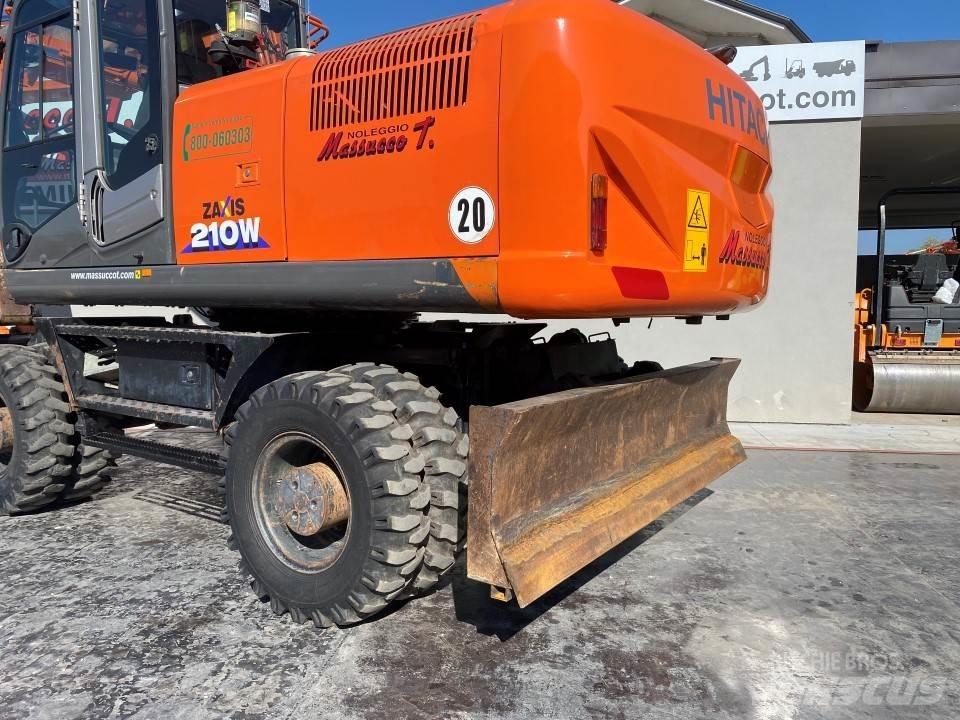 Hitachi ZX210W-3 Pyöräkaivukoneet