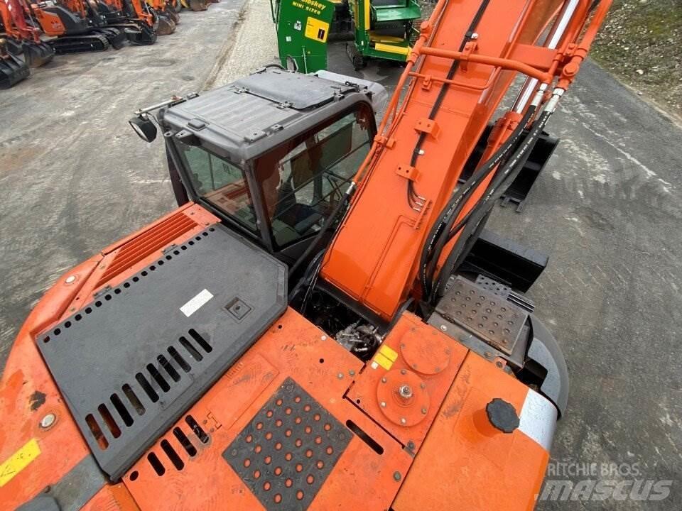 Hitachi ZX225 USBLC Telakaivukoneet