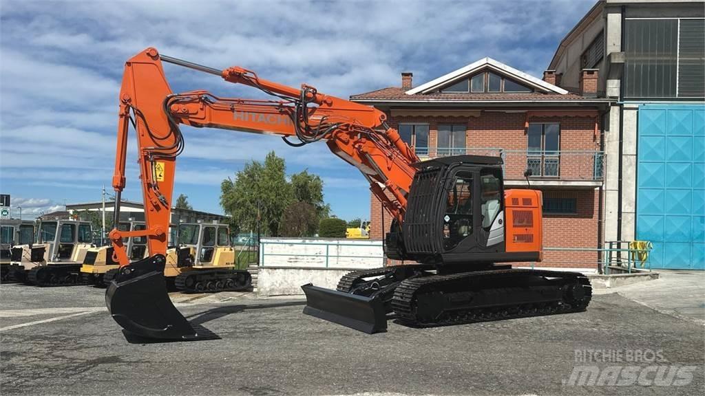 Hitachi ZX225USLC-5B Telakaivukoneet