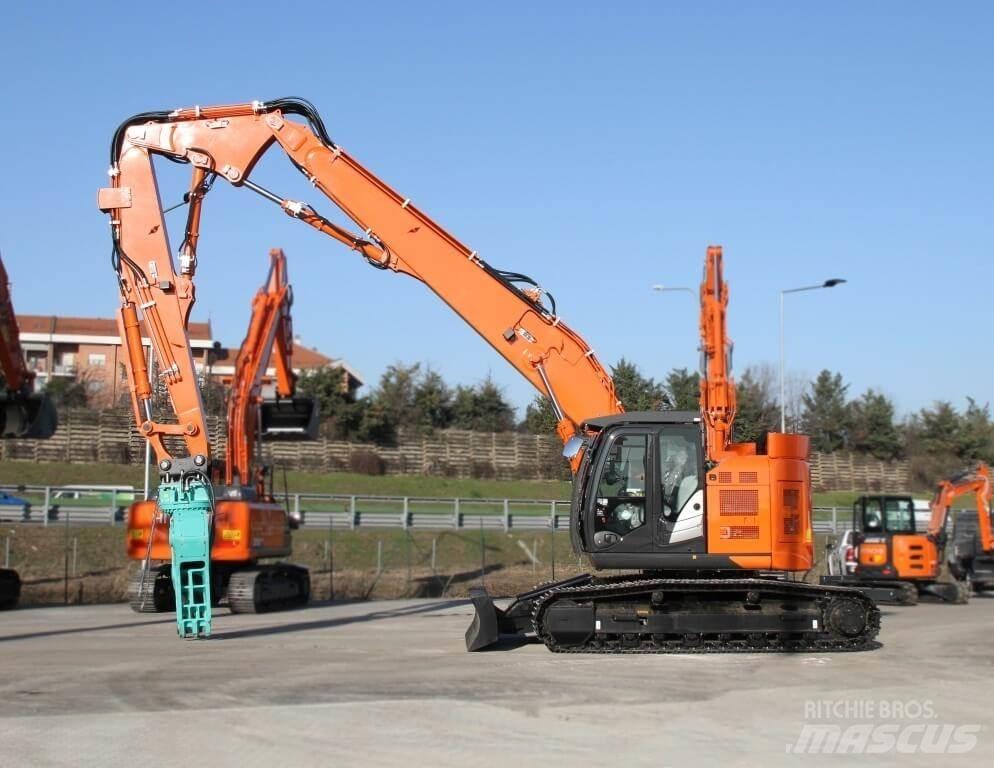 Hitachi ZX225USLC-6 Telakaivukoneet