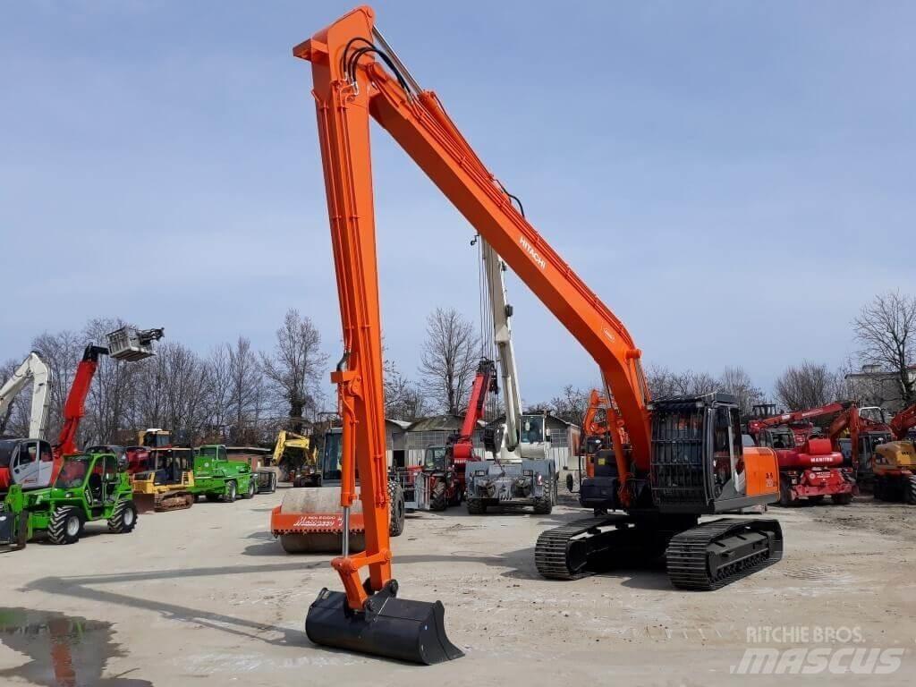 Hitachi ZX250LCN -3 SLF Telakaivukoneet