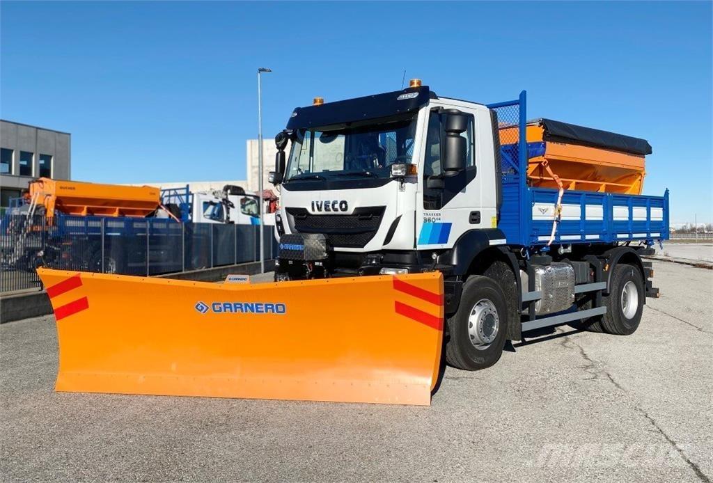 Iveco TRAKKER 360 Lumiaurat