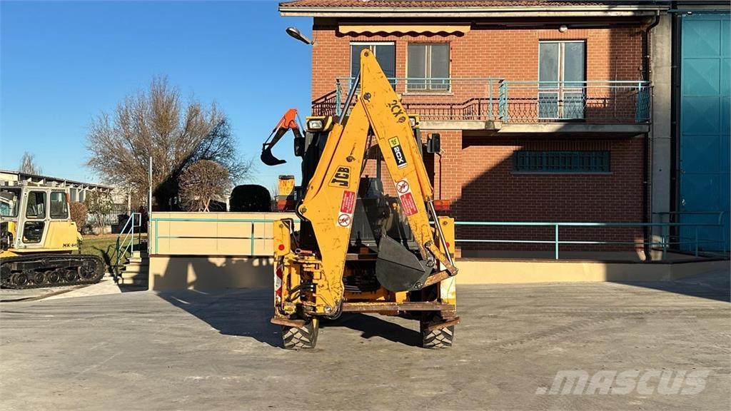 JCB 2CX MR2 4x4x4 Kaivurikuormaajat