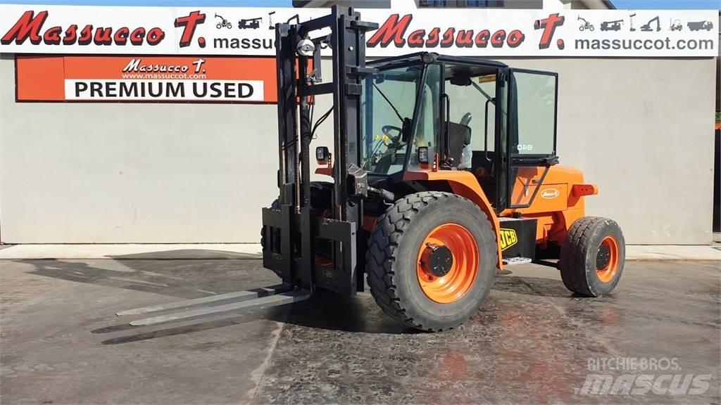 JCB 940 4x2 Maastotrukit
