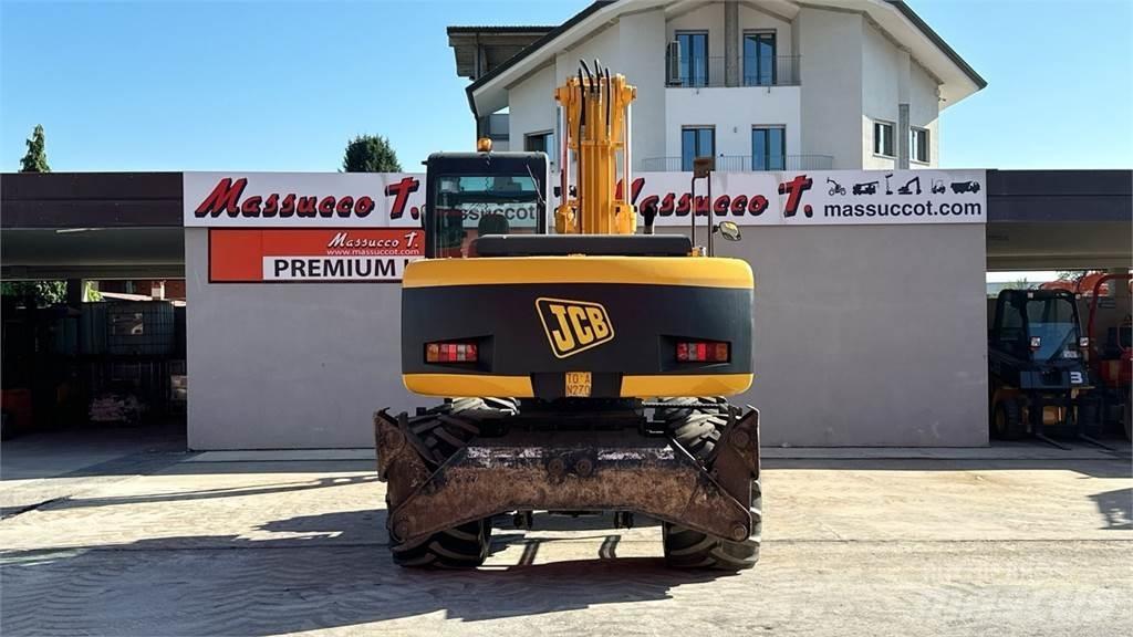 JCB JS130W 4x4 Pyöräkaivukoneet
