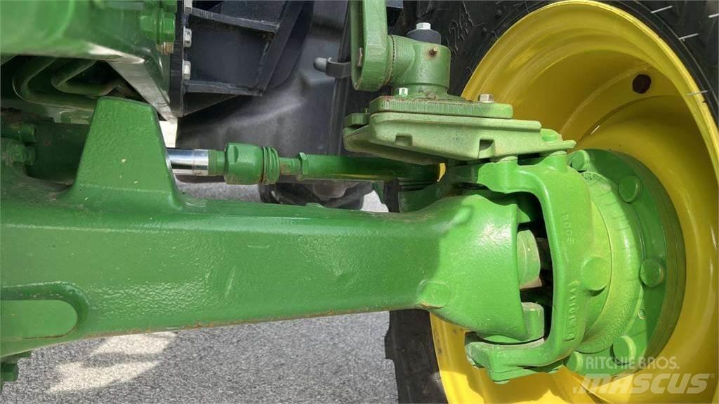 John Deere 6090MC 4X4 Lumiaurat