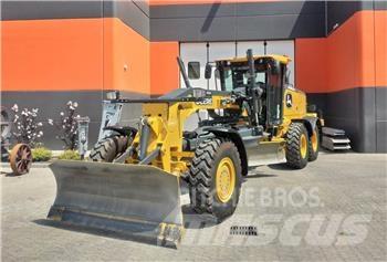 John Deere 622 GP 6X6 Telaketjupuskutraktorit