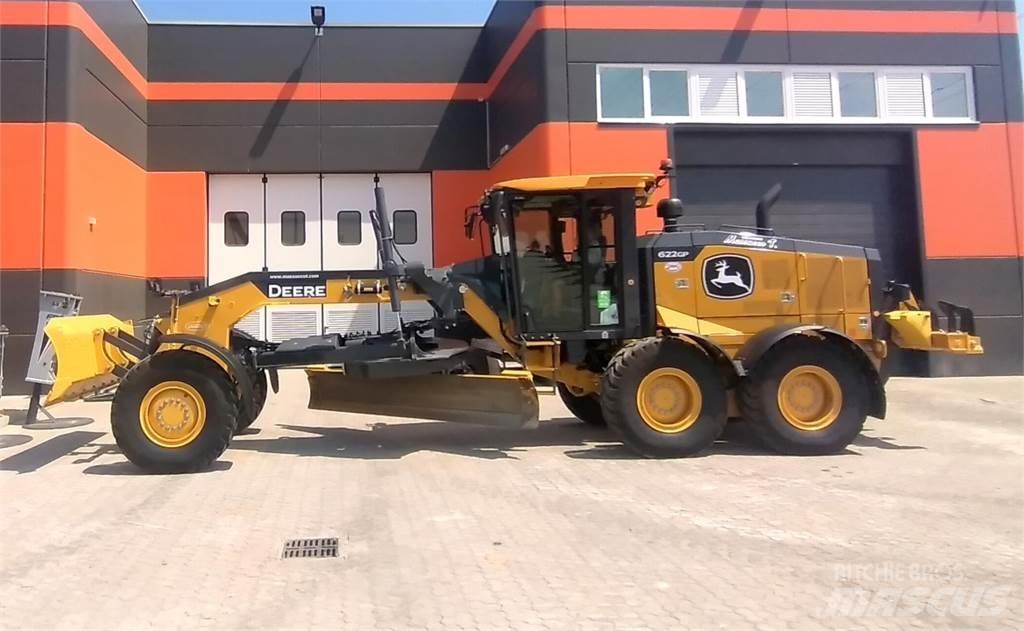 John Deere 622 GP 6X6 Telaketjupuskutraktorit