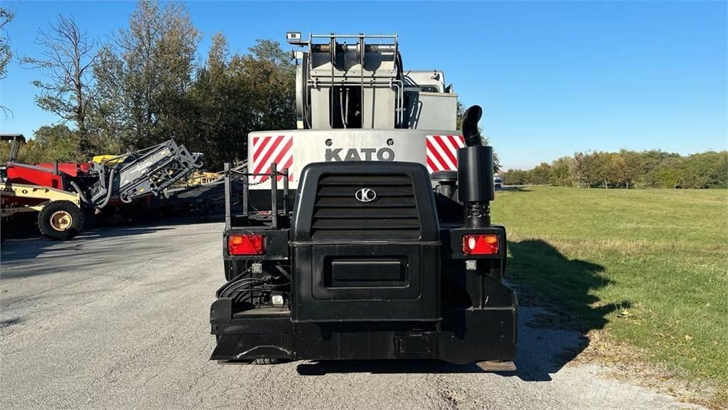 Kato KR 22H-11 4x4 Mobiilinosturit