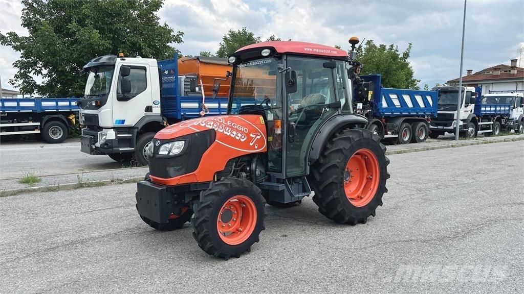 Kubota M8540N 4X4 Lumiaurat