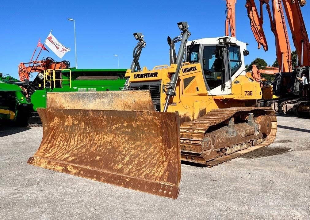Liebherr 736 Telaketjupuskutraktorit