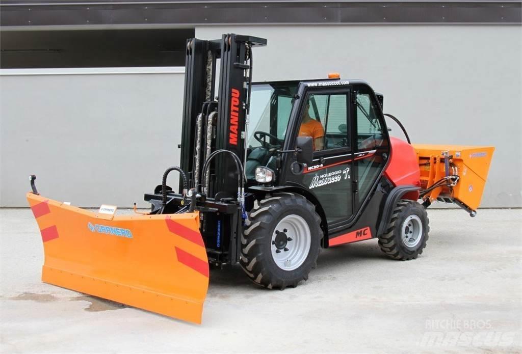 Manitou MC30-4 DK Dieseltrukit